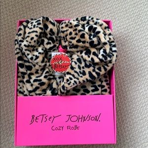 NWT cozy hooded robe